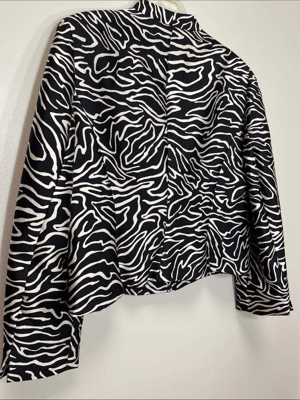 Talbots Silk Wool Zebra Zipper Front Blazer - Picture 8 of 12